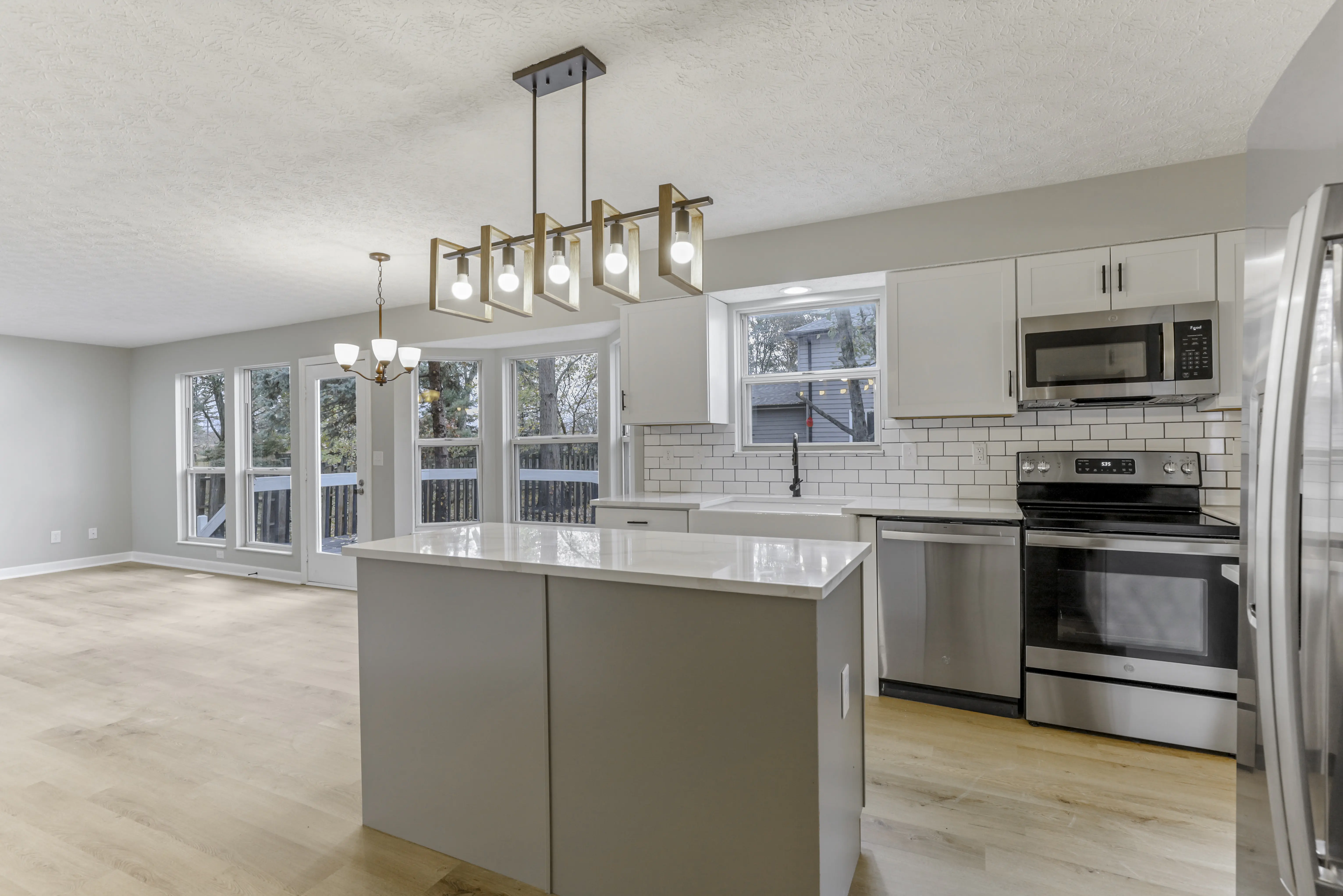 Modern Kitchen Remodel in Columbus, OH by Fresh Home Contracting project photo 8